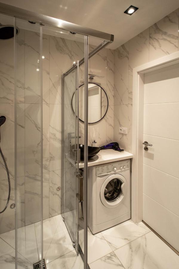 Colorful Day In Prague Design Apartments Bagian luar foto